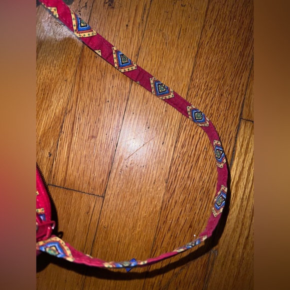 Vera Bradley Molly Small Shoulder Purse Retired Design Villa Red - Picture 4 of 5